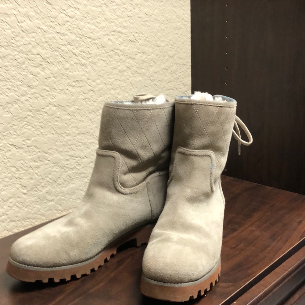 Donald J Pliner suede, wool line tie back boots